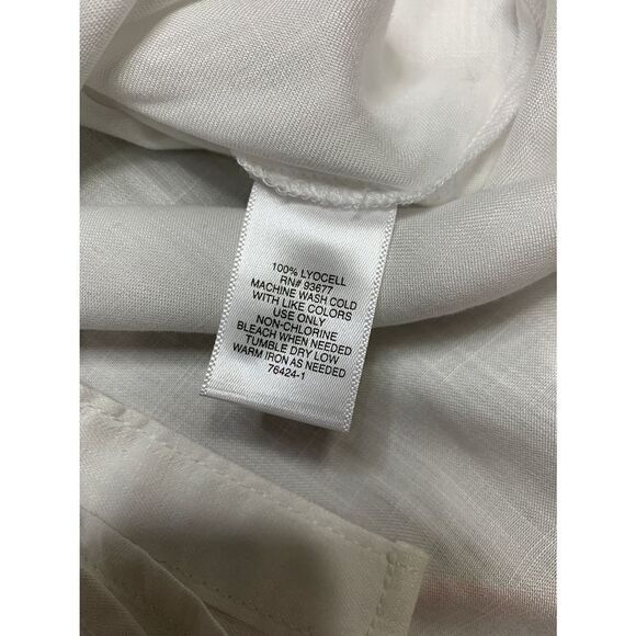 New Liz Claiborne white button up. - Picture 10 of 11